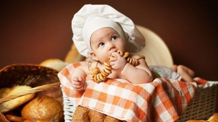 Когда и какой хлеб можно давать детям