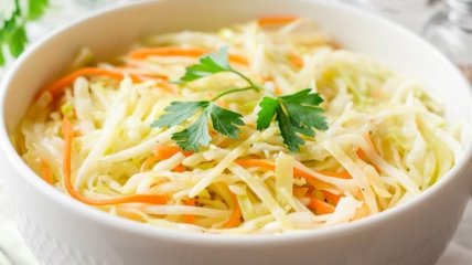 Салат з моркви та капусти