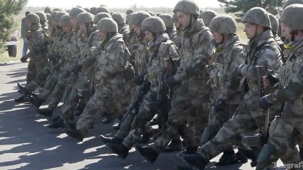 ВС Украины заняты охраной военных объектов