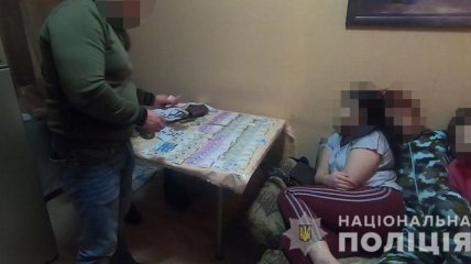 Публичный дом в квартире: В Одессе полиция прекратила деятельность борделя