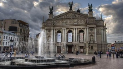 Львовская опера будет проводить представления онлайн (Видео)