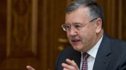 Гриценко отрицает "родственные" связи с Дмитрием Разумковым