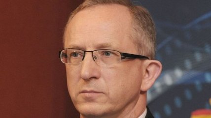 Представитель ЕС обеспокоен лишением нардепов Украины мандатов    