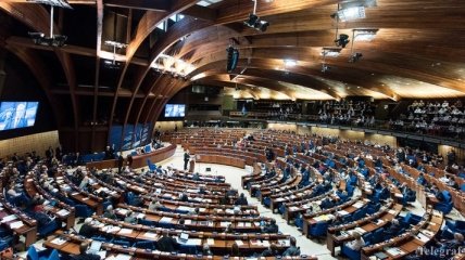 Пересмотреть закон о Донбассе и принять Римский статут: ПАСЕ приняло резолюцию