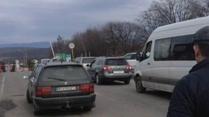 В Закарпатской области снята блокада КПП "Ужгород"