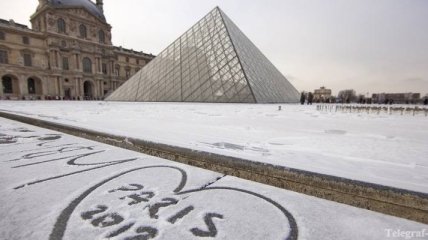 Власти Франции ищут нового директора Лувра