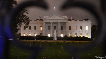 Белый дом хотят обнести забором с шипами