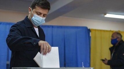 Появилась первая реакция Зеленского на экзитполы выборов в Украине