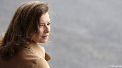 СМИ сообщили о несостоявшемся увольнении 1-й леди Франции