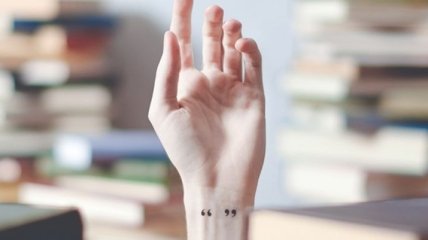Интересные идеи крошечных татуировок на теле (Фото)