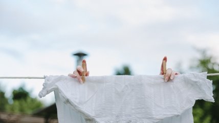 Як сушити одяг взимку — 4 правила