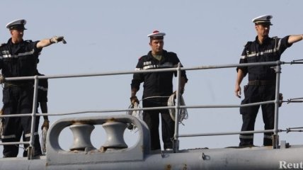Греческие моряки завтра остановят паромное сообщение с островами