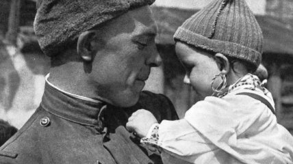 В День Победы: знаменитые снимки Второй мировой войны (Фото)