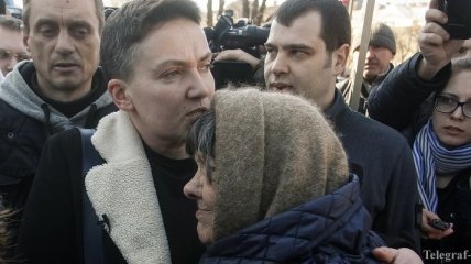 Савченко дали разрешение на свидание с матерью