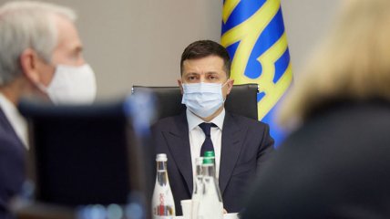 Зеленский со второй попытки подписал закон о восстановлении работы ВККС