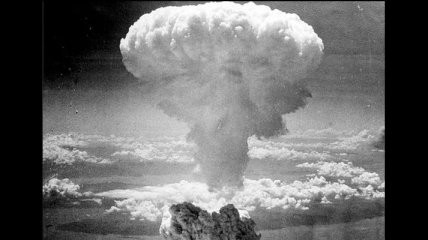 69 лет назад США сбросили бомбу на японский город Нагасаки
