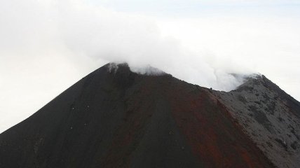 Пробуждение вулкана на Аляске: Угрозе присвоен "оранжевый" уровень опасности 