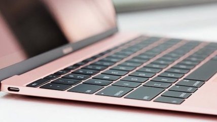 Компания Apple решила совместить Mac-клавиатуру с трекпадом