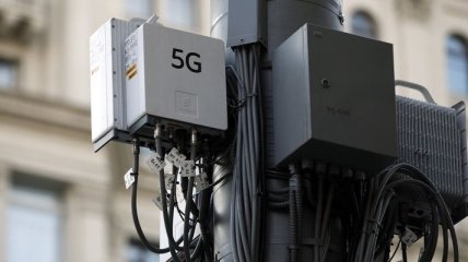 Фейки о COVID-19: В Британии сожгли два десятка вышек 5G