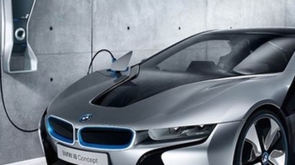 BMW готовит новый электрический седан i5?