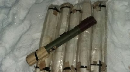 СБУ обнаружил тайник с оружием и боеприпасами в Бахмуте