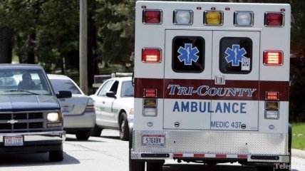 В Калифорнии пожарная машина врезалась в ресторан: пострадали 15 человек