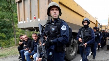 Полицейский спецназ на севере Косово