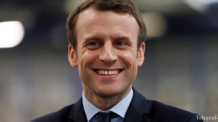 Туск назвал Макрона самым безопасным кандидатом в президенты Франции