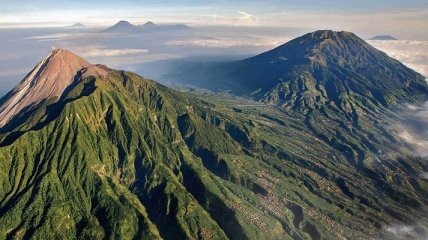 Ученые обнаружили таинственную "пирамиду" в Индонезии