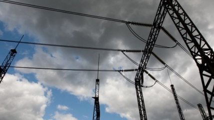 Непогода оставила без электричества 133 населенных пункта Украины 