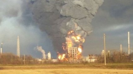 В российской Уфе горел нефтеперерабатывающий завод 