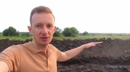 "Боріться до останнього": на Миколаївщині фермер спас врожай від повені після підриву Каховської ГЕС (відео)