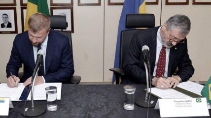 Украина и Бразилия подписали важный договор о правовых отношениях