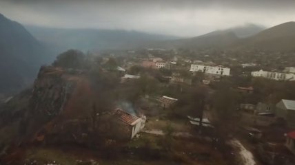 Увозили даже надгробия: появилось новое видео, как армяне покидали Карабах