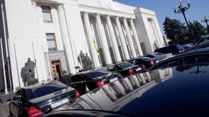 От Парламента требуют назначить выборы мэров в 5 городах Украины 