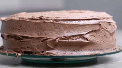 Шоколадний торт на майонезі – дивовижна випічка!