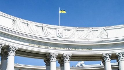 Зеленский инициировал обновление кадрового состава дипломатического корпуса
