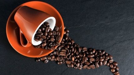4 бодрящих напитка, которые способны заменить утренний кофе