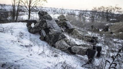 На Донбассе боевики четыре раза обстреляли украинские позиции