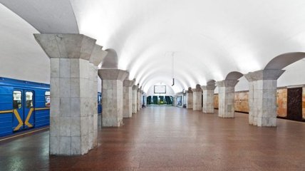 Станции метро "Майдан Незалежности" и "Площадь Льва Толстого" возобновили работу
