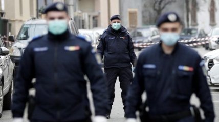 Румунія послаблює карантин, але вводить "масковий режим"