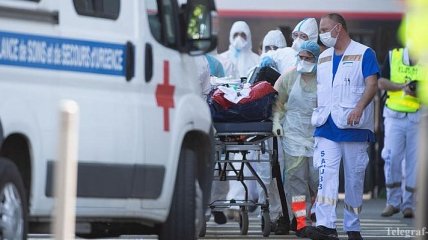 Коронавирус во Франции: смертность снизилась до минимального за 5 недель уровня