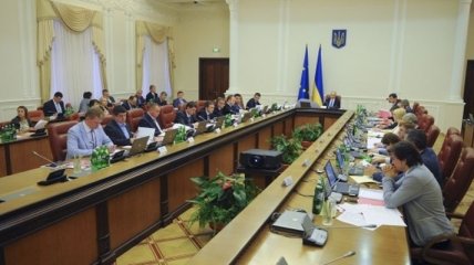 Кабмин: Ледовый дворец в Киеве вернулся в госсобственность