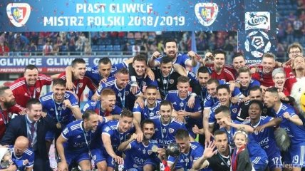 Чемпионат Польши по футболу возобновится в мае