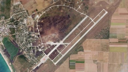 На аеродромі "Саки" базується цілий полк російських літаків