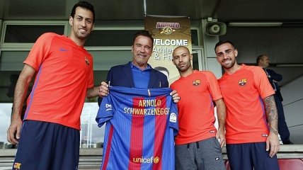 Шварценеггер посетил клубную базу "Барселоны"