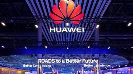 Huawei через суд потребовала снять американские санкции