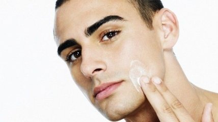 Як правильно доглядати за шкірою обличчя чоловікам