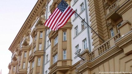 Посольство США у москві