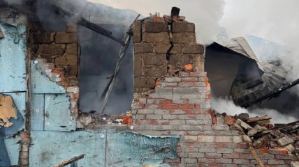 Будинок, зруйнований після обстрілу